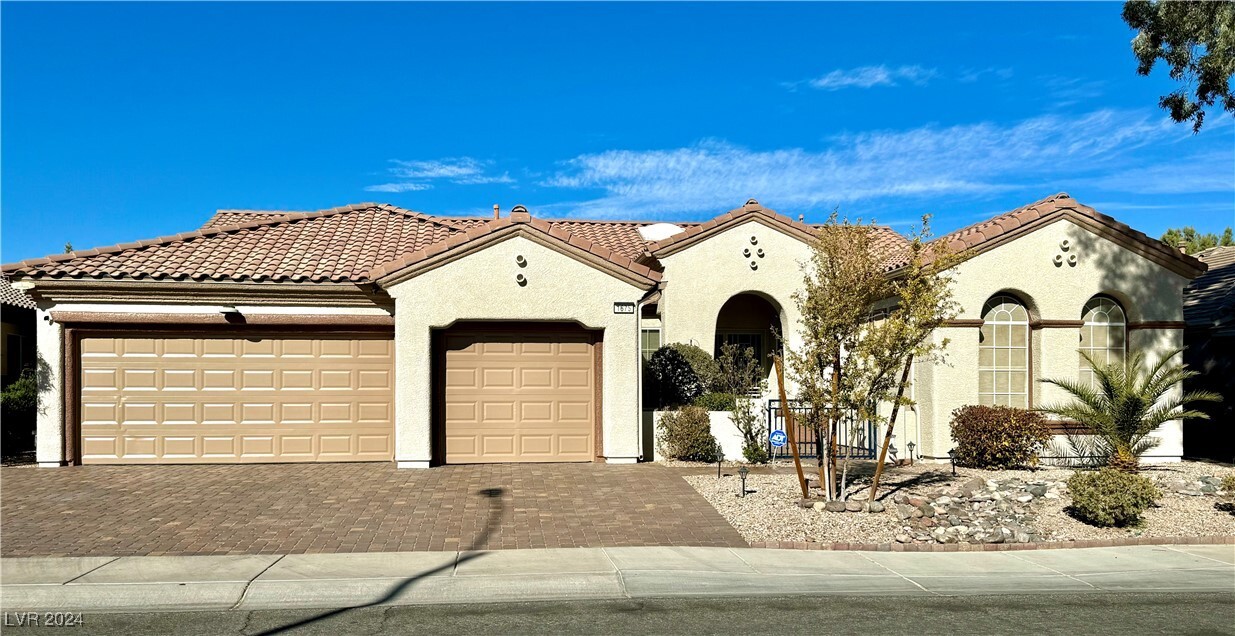 1675 Fieldbrook St in Henderson, NV - Building Photo