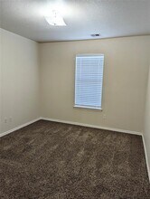 2604 Southern Hills Dr in Moore, OK - Building Photo - Building Photo