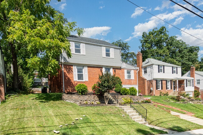 5822 Carlyle St in Cheverly, MD - Building Photo - Building Photo