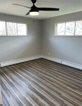 6963 Vance St in Arvada, CO - Building Photo