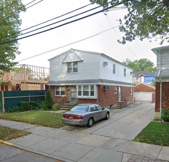 86-30-86235 235th Ct in Queens, NY - Foto de edificio