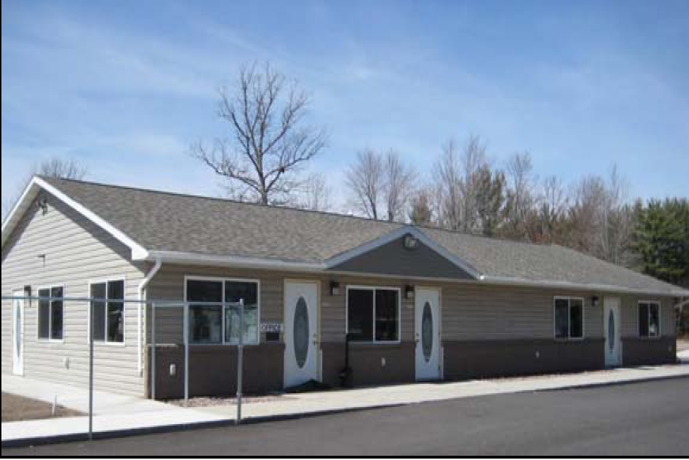 Thousand Oaks MH Park in Wisconsin Rapids, WI - Building Photo