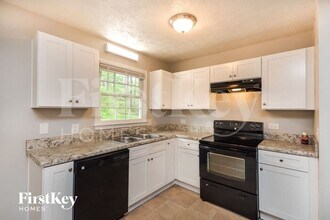 2826 Bay Leaf Dr SE in Conyers, GA - Building Photo - Building Photo