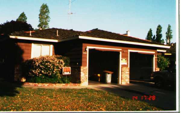 492-494 Westlake Dr in San Jose, CA - Building Photo