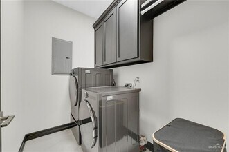 4610 Vikings Dr in San Juan, TX - Building Photo - Building Photo