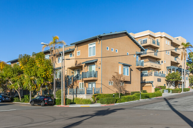 The Lodge in San Diego, CA - Building Photo - Building Photo