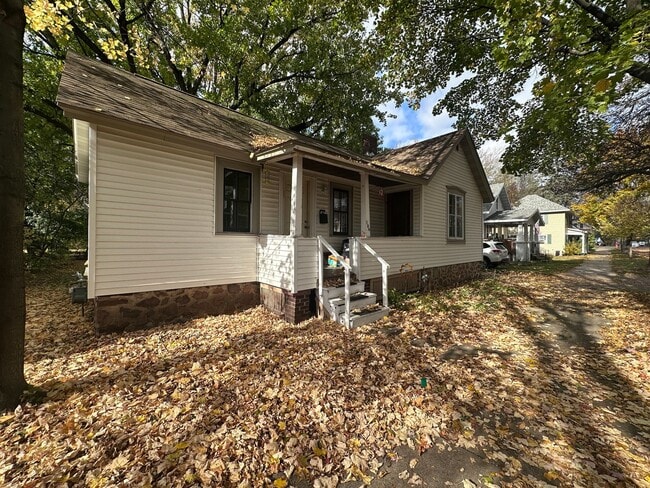 120 N 4th Ave in Wausau, WI - Building Photo - Building Photo