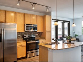 AMLI 300 Apartments