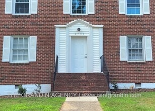 2703 Broad St NW in Roanoke, VA - Foto de edificio - Building Photo