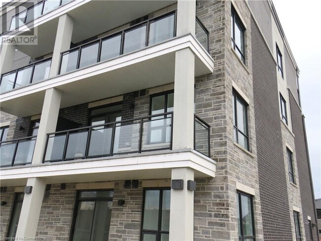 120 Springvalley Crescent in Hamilton, ON - Building Photo - Building Photo