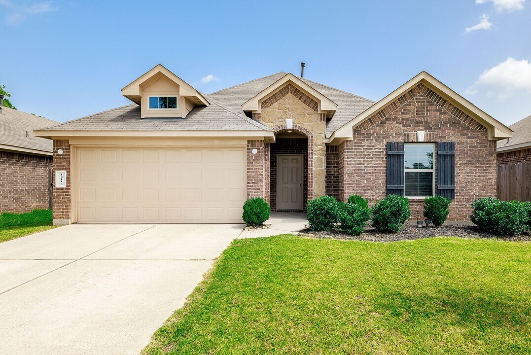 14114 Windigo Ct in Shenandoah, TX - Building Photo