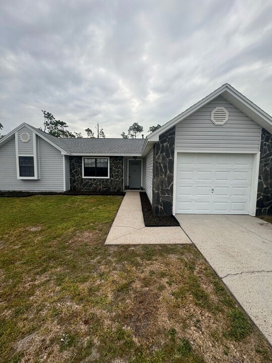 172 Kristine Blvd in Panama City, FL - Building Photo