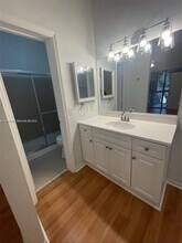 4541 Carambola Cir S in Coconut Creek, FL - Foto de edificio - Building Photo