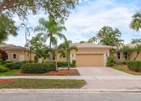 2466 Bay Isle Ct in Weston, FL - Building Photo
