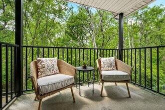 Saddlebrook Apartments in Murfreesboro, TN - Foto de edificio - Building Photo