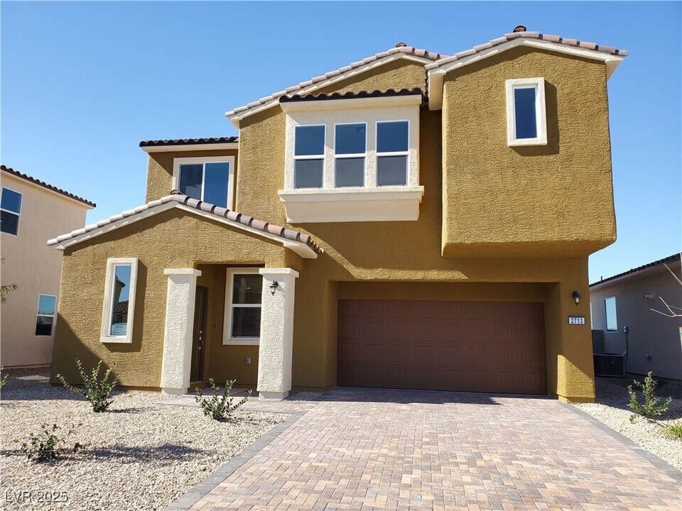 2713 Holmes Creek Ct in Las Vegas, NV - Building Photo