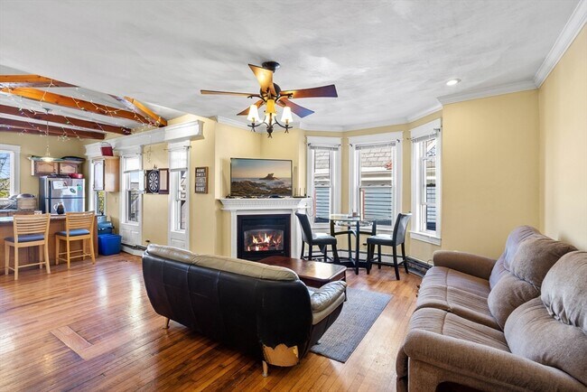 18 Gaston St in Boston, MA - Building Photo - Building Photo
