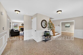 7 Sun Valley Way in Washington Township, NJ - Building Photo - Building Photo