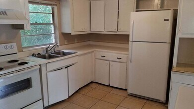 607 Patlin Ave in Orange City, FL - Building Photo - Building Photo
