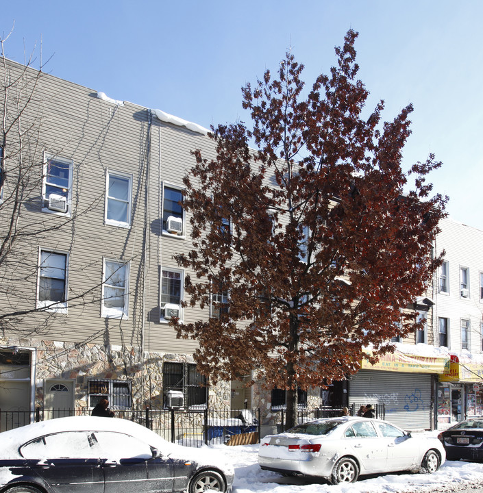 197 Irving Ave in Brooklyn, NY - Building Photo