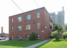 21 Wasdale Cres Apartments