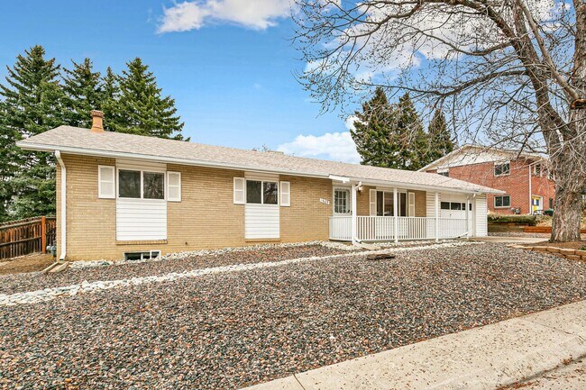 1609 Utah St in Golden, CO - Building Photo - Building Photo