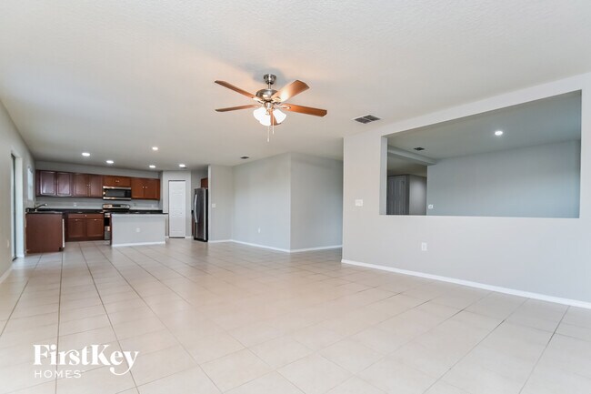 234 Star Shell Dr in Apollo Beach, FL - Building Photo - Building Photo