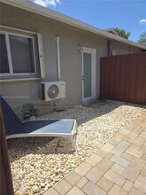 11030 NW 18th St in Pembroke Pines, FL - Building Photo - Building Photo