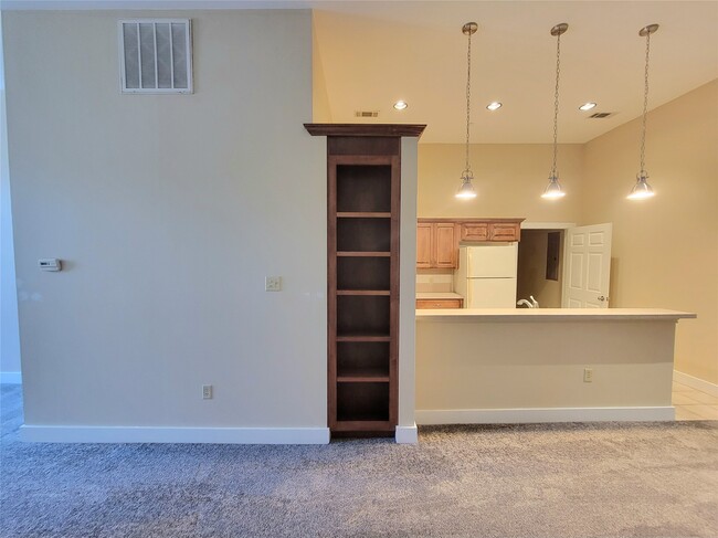 property at 2315 Harborside Dr