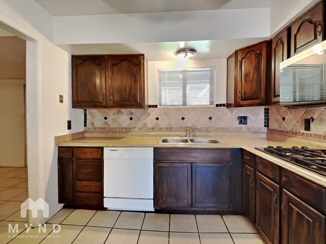 4520 N 53rd Ave in Phoenix, AZ - Building Photo - Building Photo