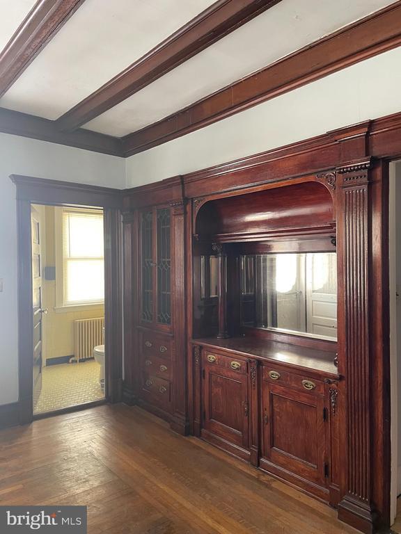 1050 Stuyvesant Ave in Trenton, NJ - Building Photo - Building Photo