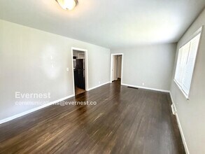 9825 Maple Ln in Birmingham, AL - Building Photo - Building Photo