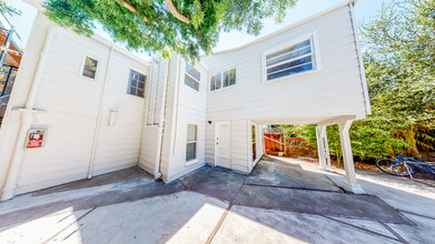 Union Street Apartments in Alameda, CA - Building Photo - Building Photo