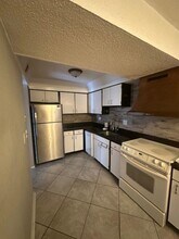 6633 Poplar Woods Cir E in Memphis, TN - Building Photo - Building Photo