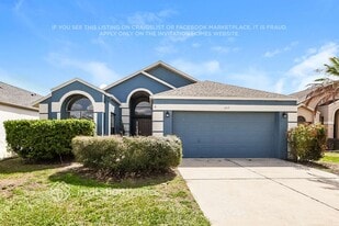 242 Lakebreeze Cir in Lake Mary, FL - Building Photo