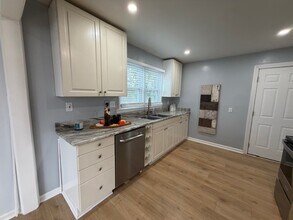 904 Stephens St in Greensboro, NC - Foto de edificio - Building Photo