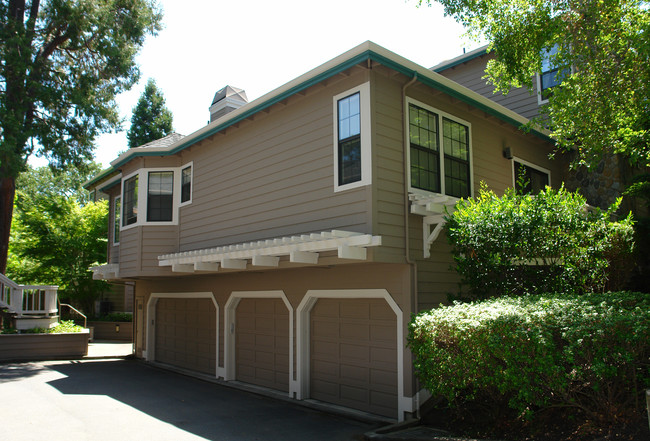 920 Dewing Ave in Lafayette, CA - Building Photo - Building Photo