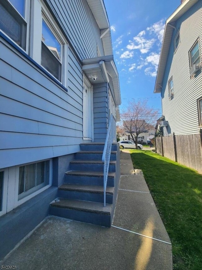 23 Park Ave in Garfield, NJ - Building Photo - Building Photo