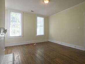 407 E Park Ave in Savannah, GA - Building Photo - Building Photo