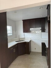 14522 Gault St in Los Angeles, CA - Building Photo - Building Photo