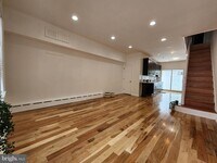 2327 S Rosewood St photo'