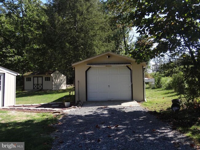 34 New Rd in Elverson, PA - Building Photo - Building Photo