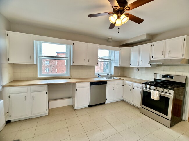 property at 4 Dunning Way