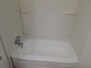 DURAND TERRACE APARTMENTS in Sarnia, ON - Building Photo - Building Photo