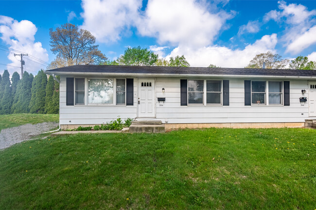 200 S Court St, Unit 204 S. Court St. in Warsaw, IN - Building Photo - Building Photo