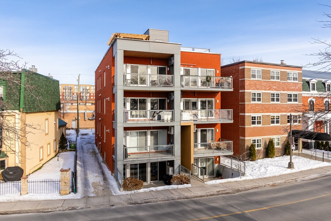 2980 Saint-Joseph Boul E in Montréal, QC - Building Photo