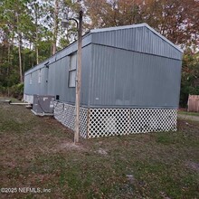 97001 Italia Way in Yulee, FL - Building Photo - Building Photo