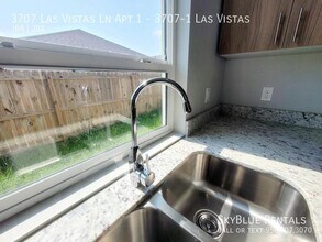 3707 Las Vistas Ln in Weslaco, TX - Building Photo - Building Photo