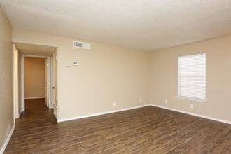 Oaks on Bandera in San Antonio, TX - Foto de edificio - Interior Photo