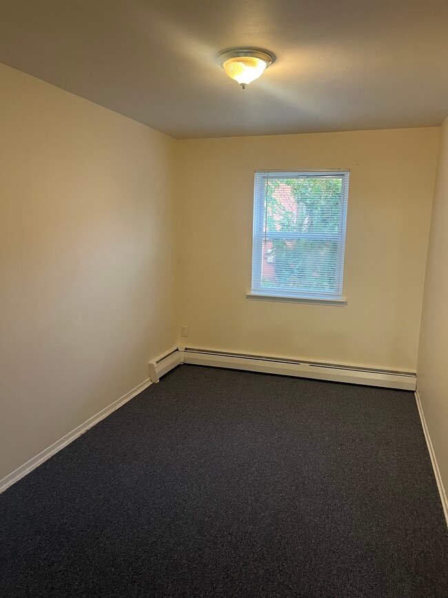 20 Paerdegat 12th St, Unit 1